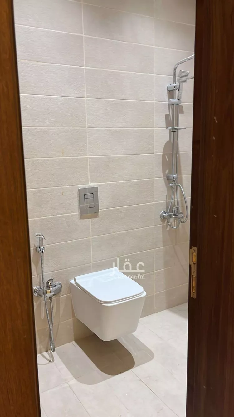 فيلا للبيع في شارع شهيد الدين ثم الوطن هشام سعد ناصر جميعه, حي المهدية, مدينة الرياض, منطقة الرياض صورة 4