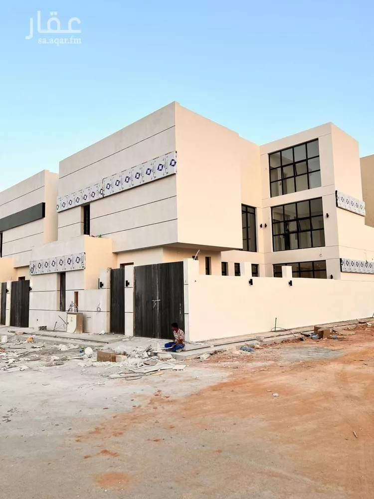 فيلا للبيع في شارع أبي الحسن الأسفرائيني, حي المهدية, مدينة الرياض, منطقة الرياض