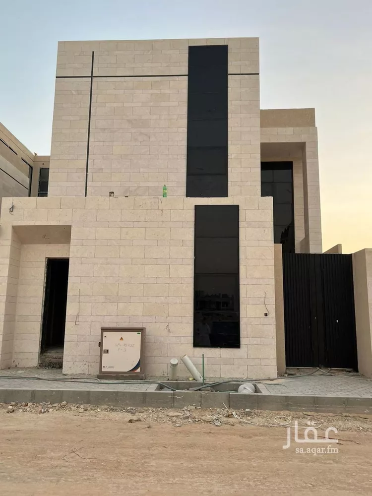 فيلا للبيع في شارع أبي يوسف المقدسي, حي المهدية, مدينة الرياض, منطقة الرياض صورة 3