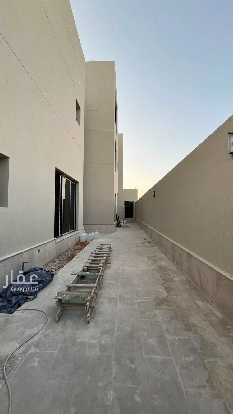 فيلا للبيع في شارع محمد بن أحمد الفاسي, حي المهدية, مدينة الرياض, منطقة الرياض صورة 5