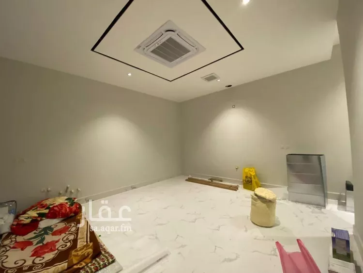 فيلا للبيع في شارع أبي الشيخ الأصبهاني, حي المهدية, مدينة الرياض, منطقة الرياض 14