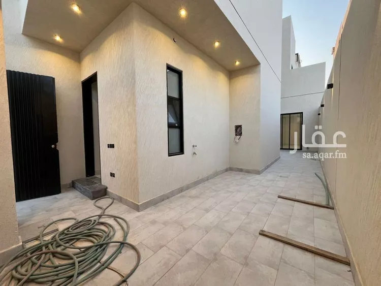 فيلا للبيع في شارع سلمان بن أبي القاسم, حي المهدية, مدينة الرياض, منطقة الرياض صورة 4