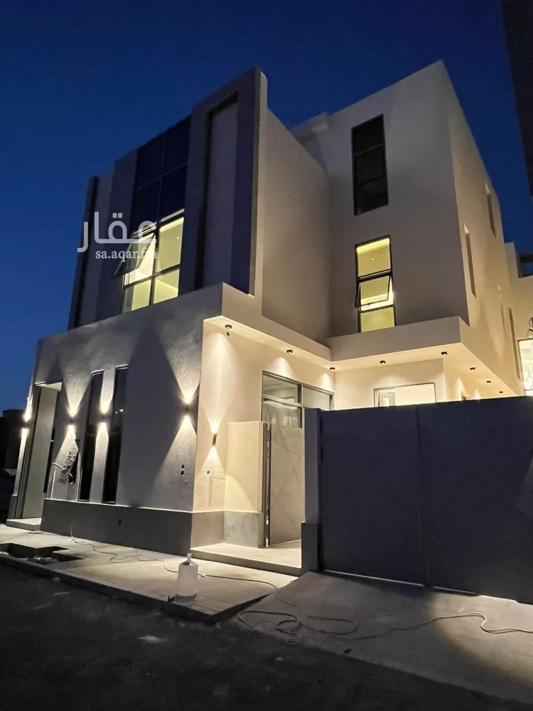 فيلا للبيع في شارع ابي الشيخ الاصبهاني, حي المهدية, مدينة الرياض, منطقة الرياض صورة 4