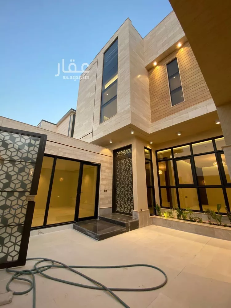 فيلا للبيع في شارع أبي الشيخ الأصبهاني, حي المهدية, مدينة الرياض, منطقة الرياض صورة 2