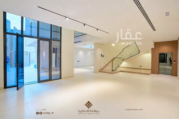فيلا للبيع في شارع علي بن سلامة اللخمي, حي المهدية, مدينة الرياض, منطقة الرياض 15