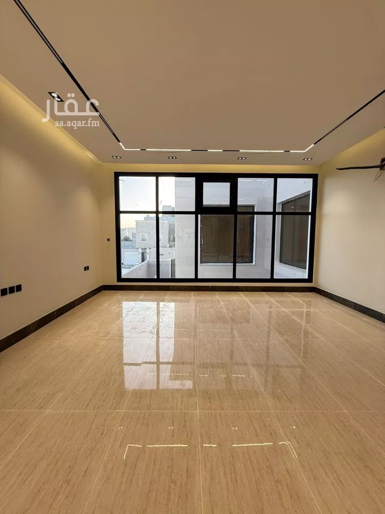 فيلا للبيع في شارع أبي الحسن الأسفرائيني, حي المهدية, مدينة الرياض, منطقة الرياض 15