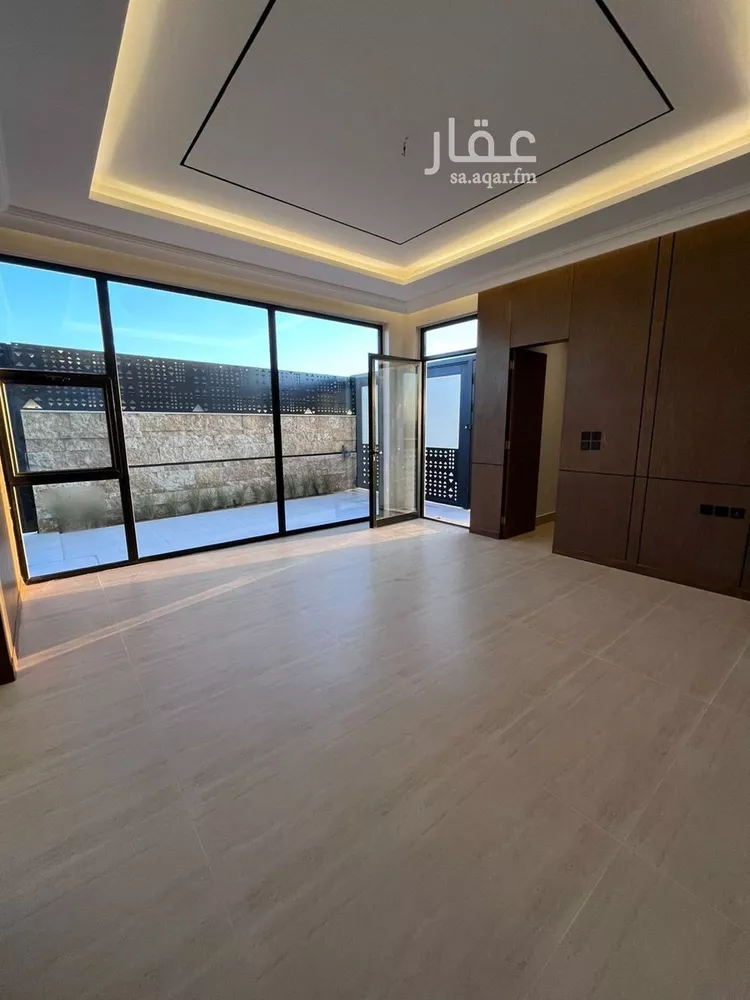 فيلا للبيع في شارع أحمد بن الحسن الأنصاري, حي المهدية, مدينة الرياض, منطقة الرياض 8