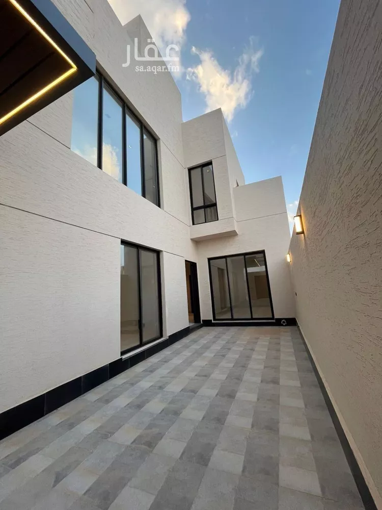 Villa for Sale in Riyadh Al Mahdiyah 7