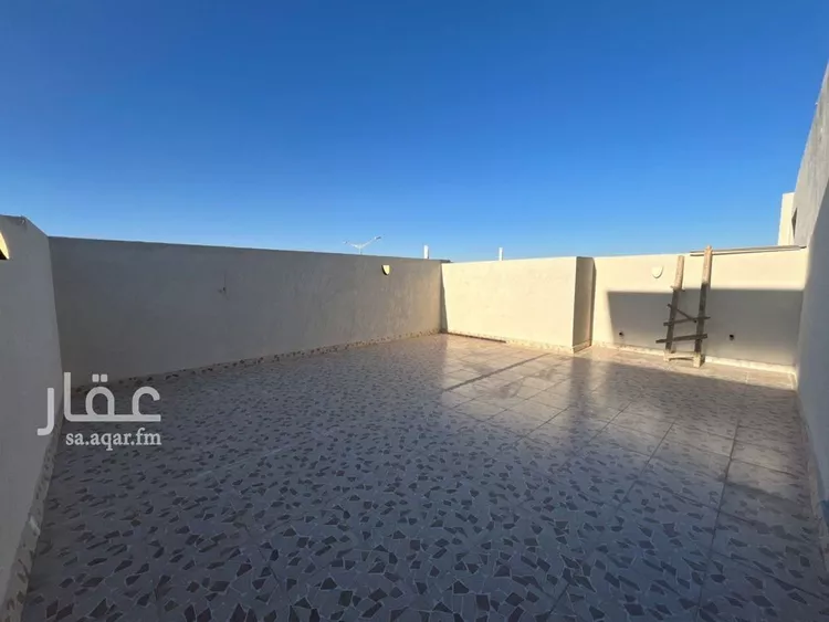 فيلا للبيع في شارع أحمد بن الحسن الأنصاري, حي المهدية, مدينة الرياض, منطقة الرياض 24