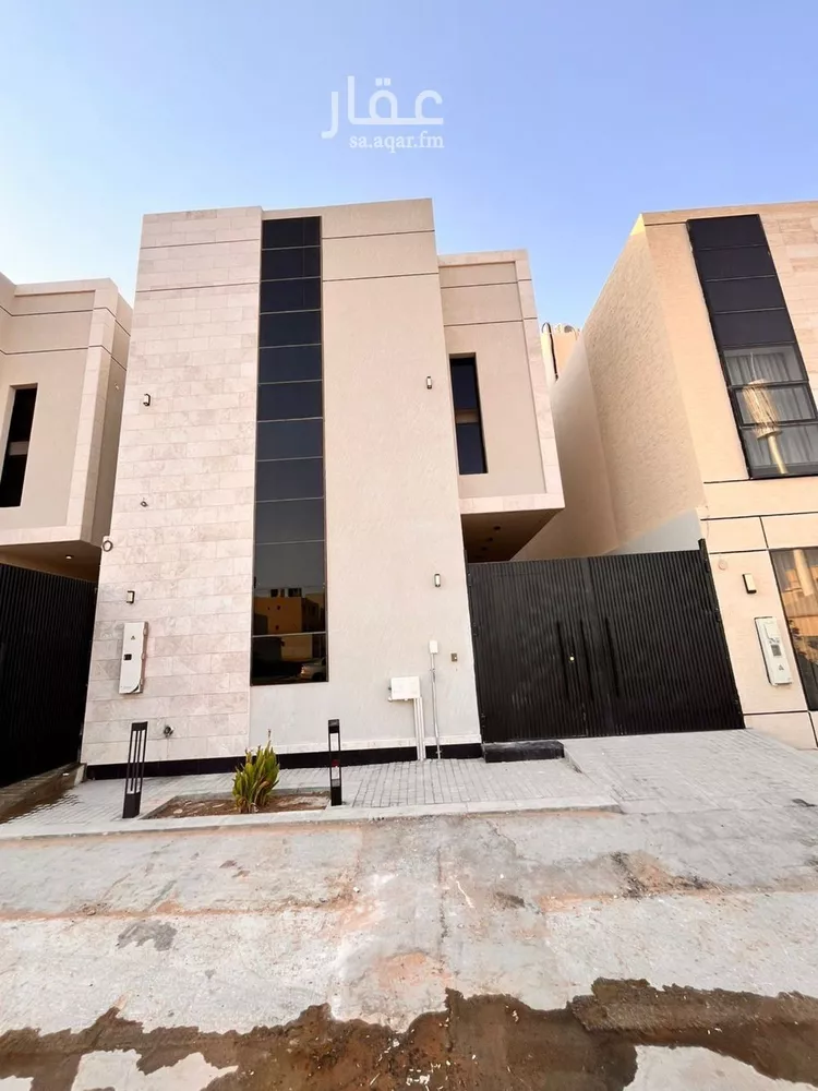 فيلا للبيع في شارع أبي العباس الصقلي, حي المهدية, مدينة الرياض, منطقة الرياض صورة 4