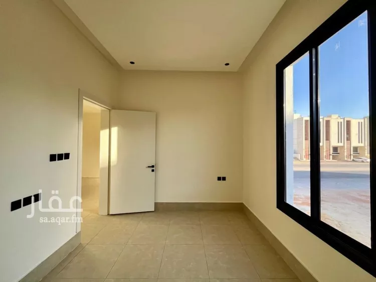 عمارة للبيع في شارع أبي عروة, حي المهدية, مدينة الرياض, منطقة الرياض صورة 5