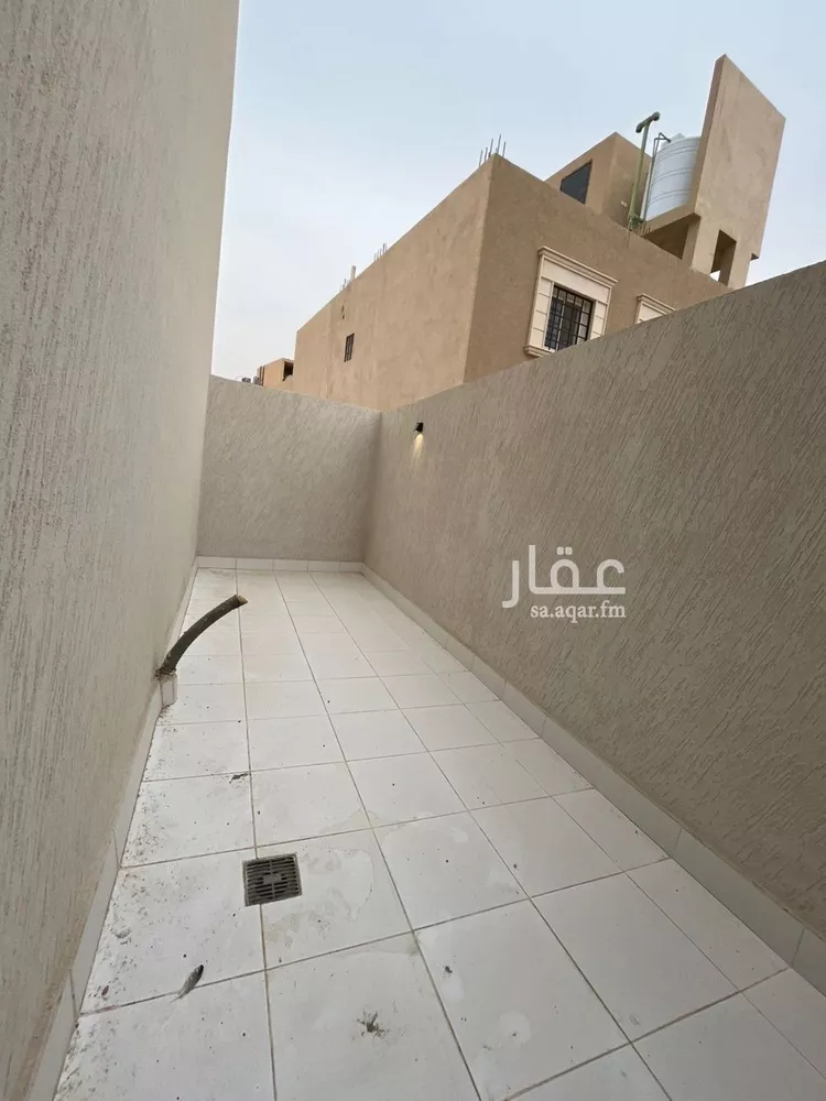 فيلا للبيع في شارع أبي الحسن الأسفرائيني, حي المهدية, مدينة الرياض, منطقة الرياض 22