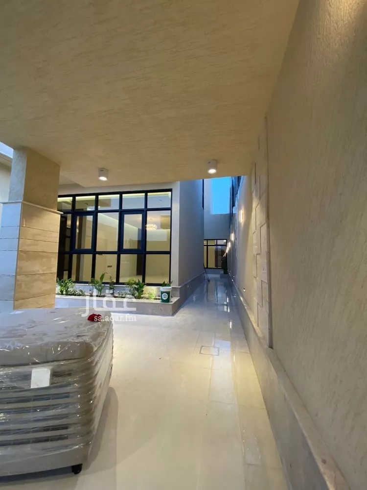 فيلا للبيع في شارع أبي الشيخ الأصبهاني, حي المهدية, مدينة الرياض, منطقة الرياض صورة 5