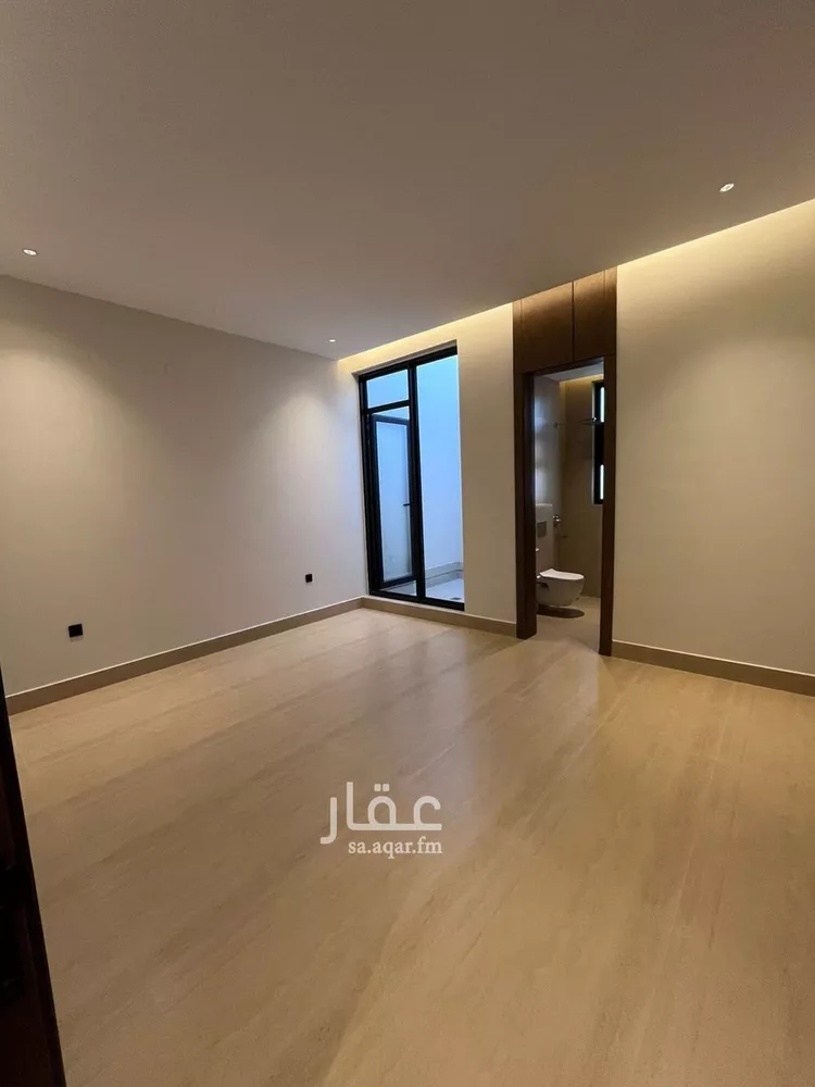 فيلا للبيع في شارع أحمد بن الحسن الأنصاري, حي المهدية, مدينة الرياض, منطقة الرياض 23