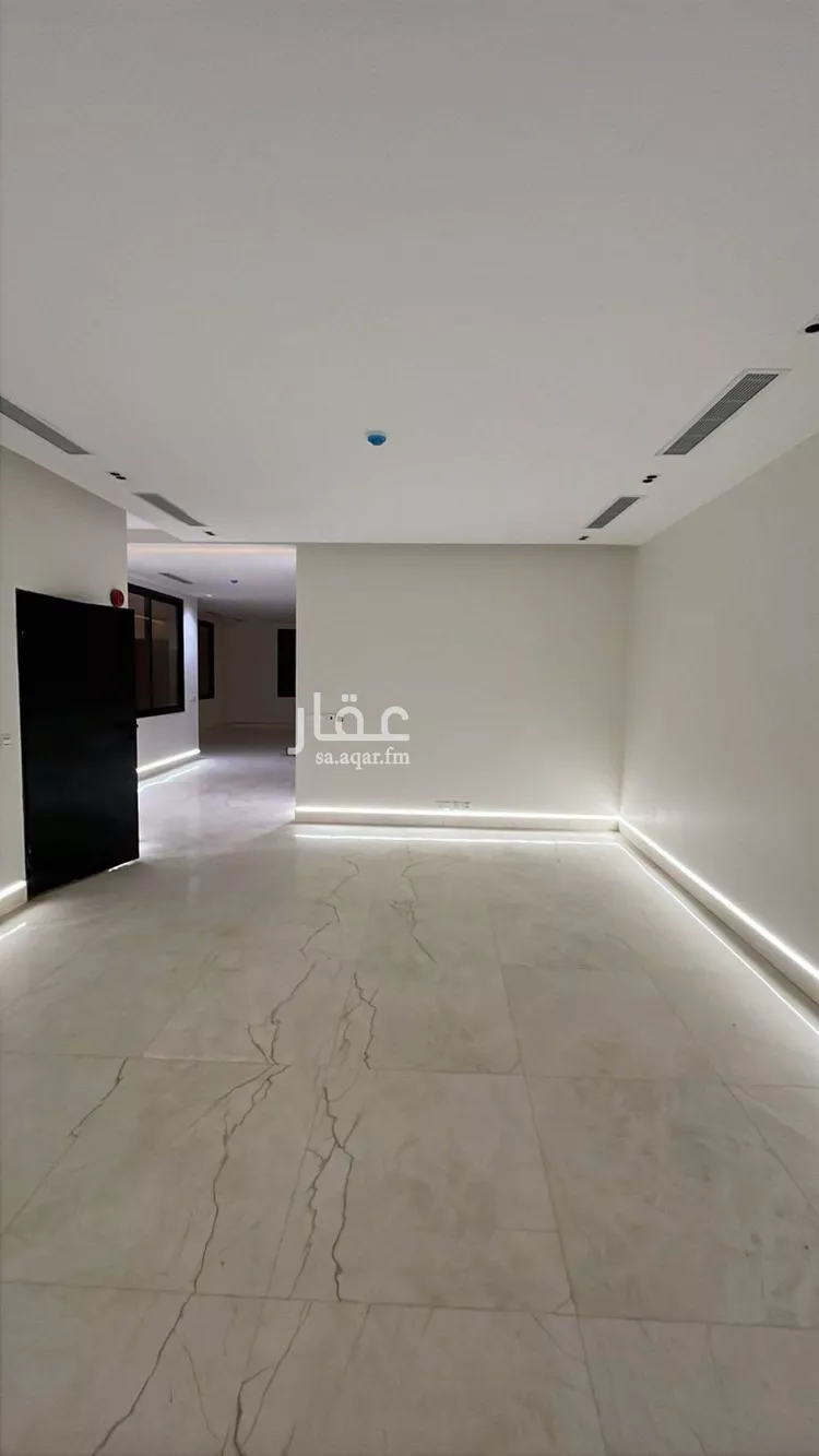 فيلا للبيع في شارع شهيد الدين ثم الوطن هشام سعد ناصر جميعه, حي المهدية, مدينة الرياض, منطقة الرياض صورة 3