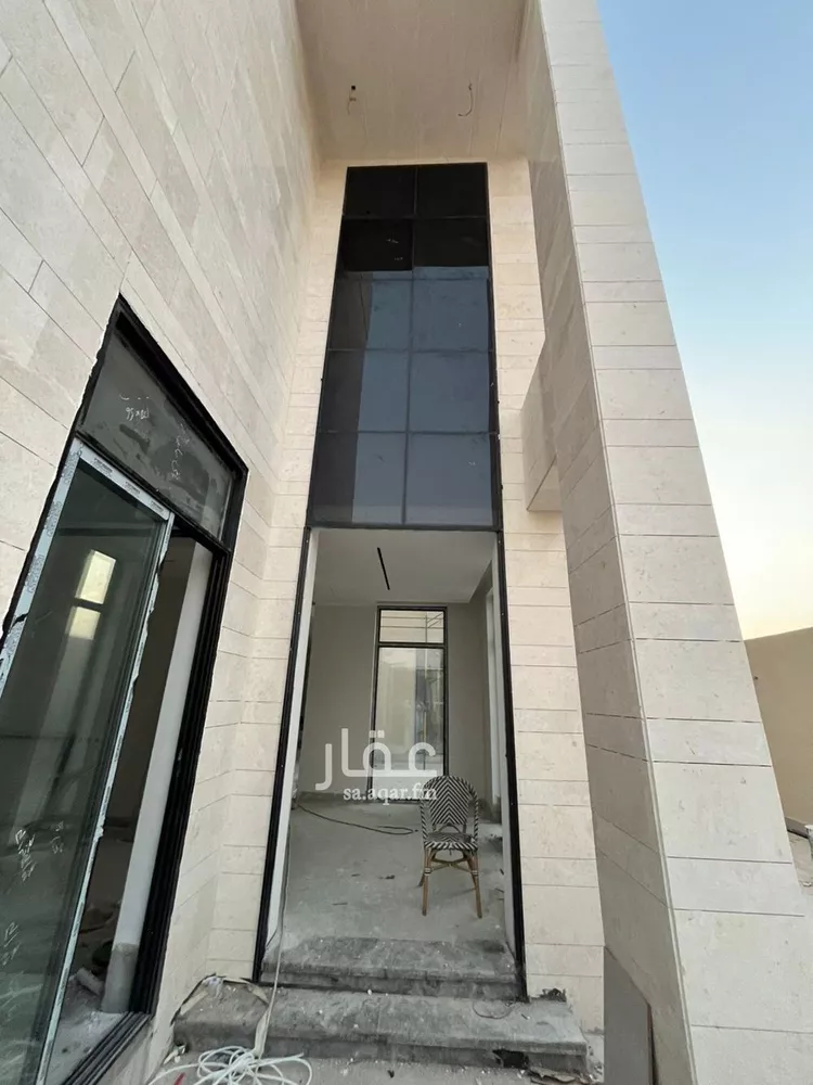 فيلا للبيع في شارع أبي يوسف المقدسي, حي المهدية, مدينة الرياض, منطقة الرياض صورة 4