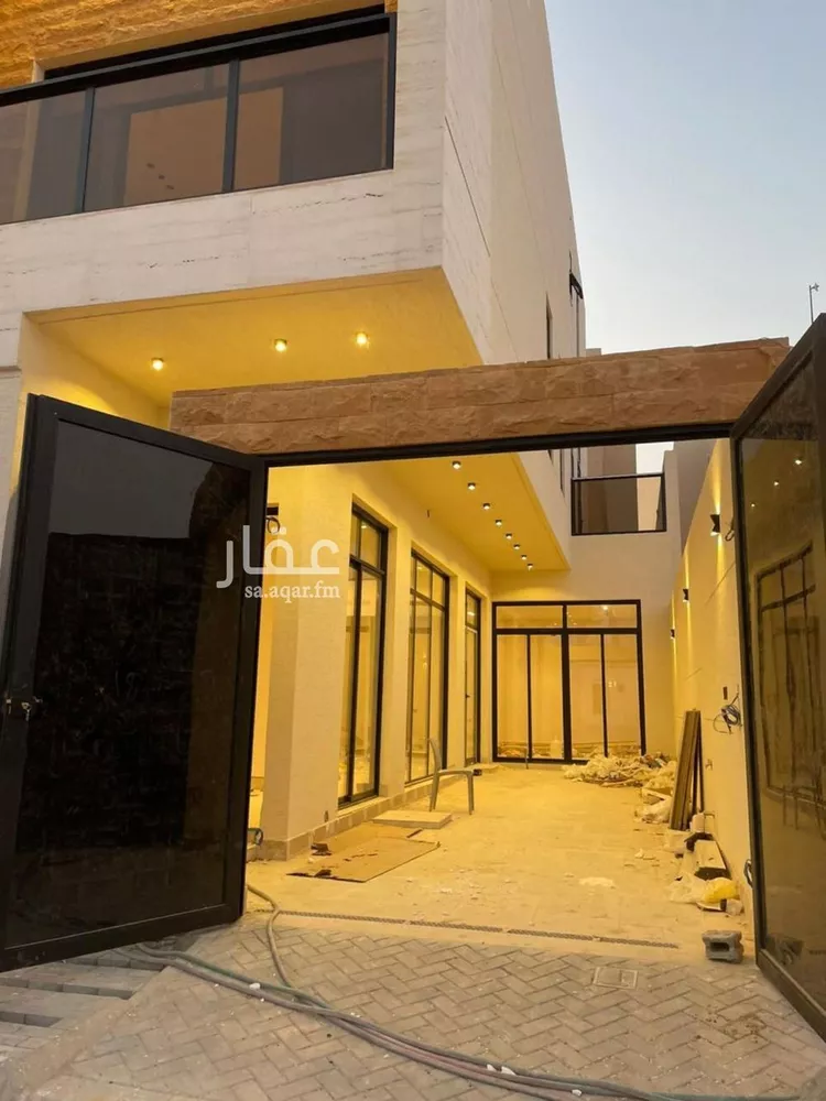 فيلا للبيع في شارع السيل الكبير, حي المهدية, مدينة الرياض, منطقة الرياض صورة 3