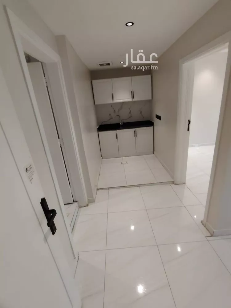 شقة للإيجار في شارع أوس بن عوف, حي العقيق, مدينة الرياض, منطقة الرياض صورة 4