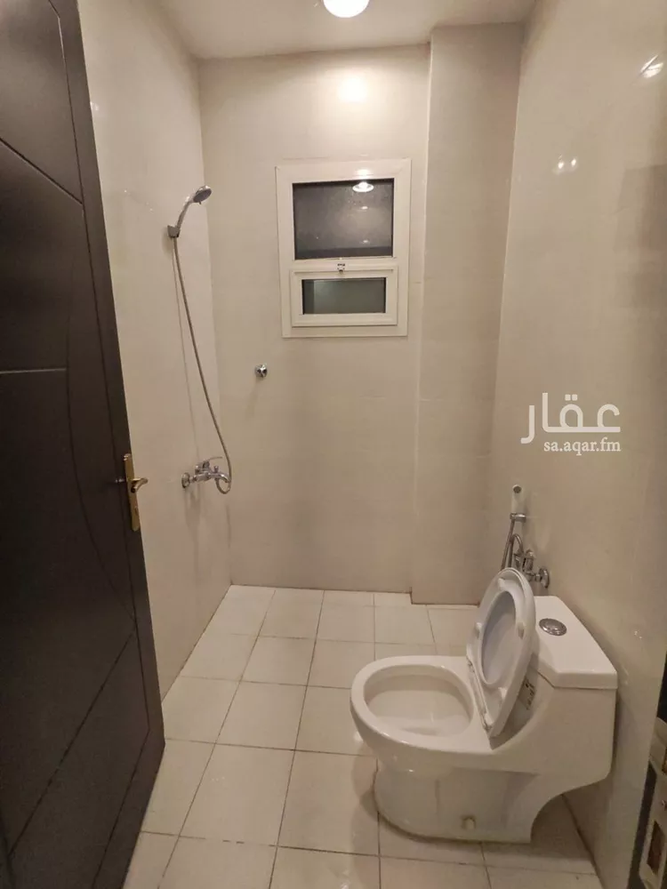 شقة للإيجار في شارع الخرمة, حي الورود, مدينة الرياض, منطقة الرياض صورة 4