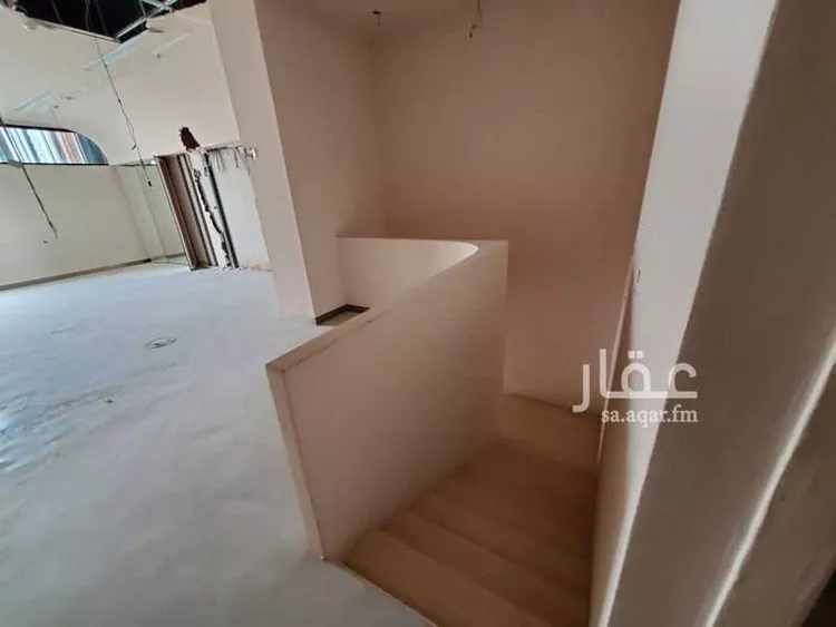 Shop for Rent in Riyadh Al Aqiq 6