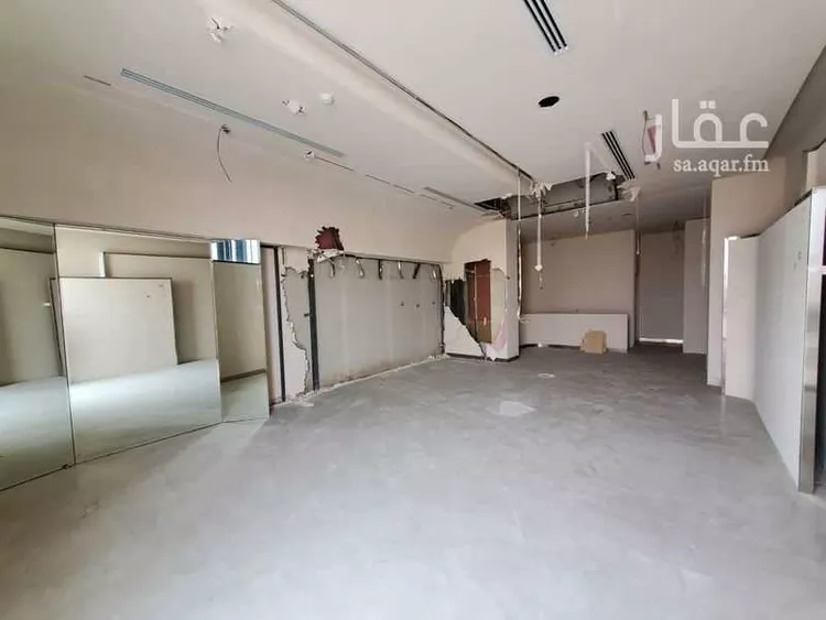 Shop for Rent in Riyadh Al Aqiq 8