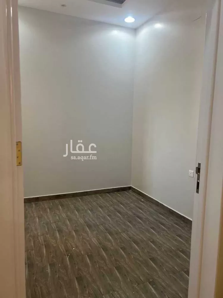 فيلا للإيجار في شارع أبي عروة, حي المهدية, مدينة الرياض, منطقة الرياض 8