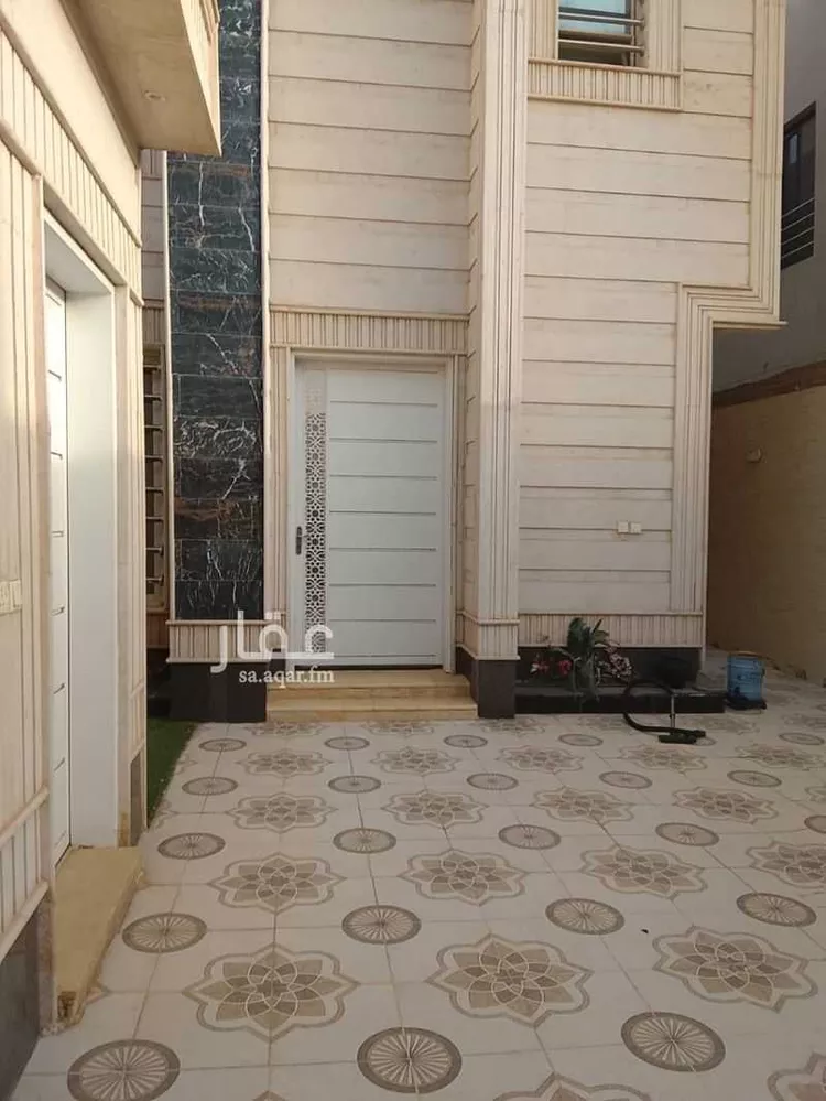فيلا للإيجار في شارع مالك بن حارث, حي بدر, مدينة الرياض, منطقة الرياض صورة 4