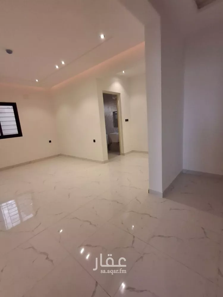 شقة للبيع في شارع محمد بن عوجان, حي الحزم, مدينة الرياض, منطقة الرياض صورة 3