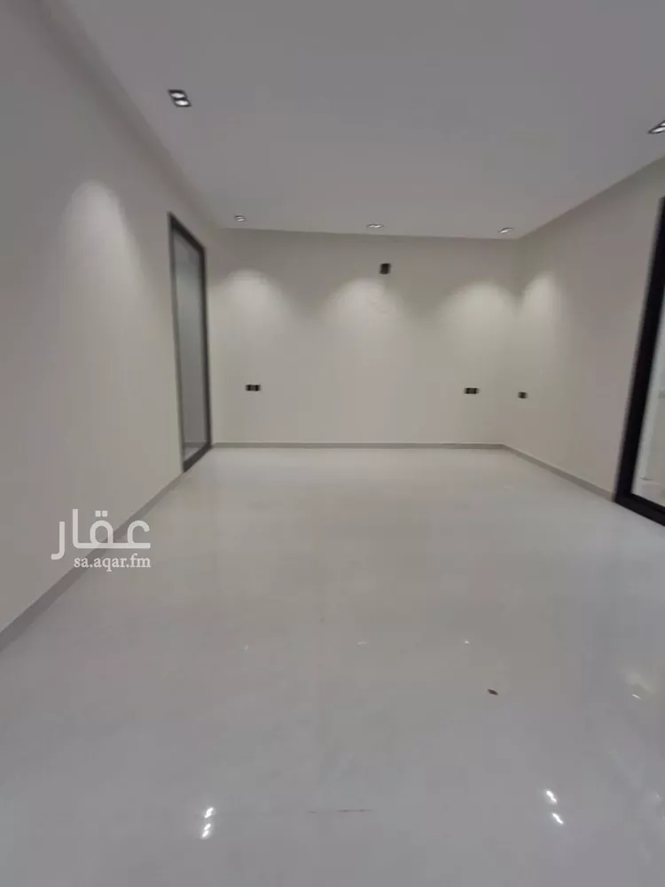 دور للبيع في شارع أحمد برزنجي, حي طويق, مدينة الرياض, منطقة الرياض صورة 2