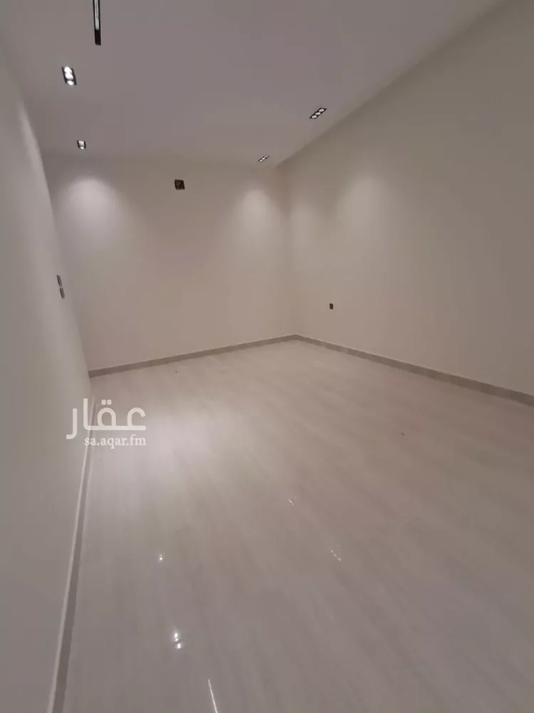 دور للبيع في شارع إبراهيم آل الشيخ, حي طويق, مدينة الرياض, منطقة الرياض صورة 2