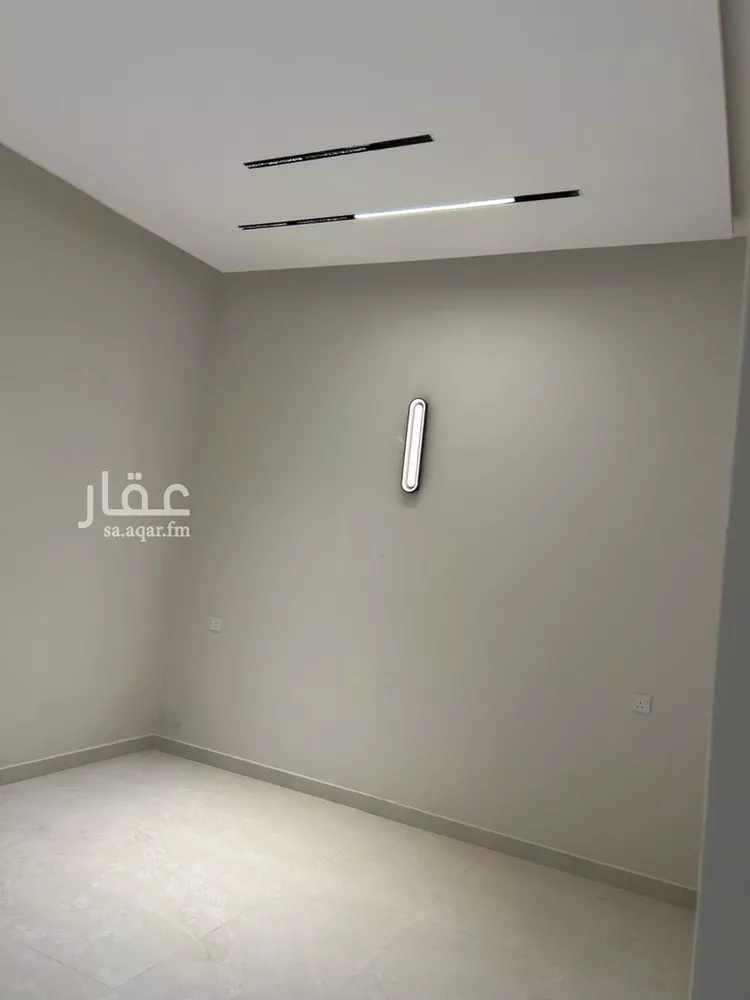 فيلا للبيع في شارع الحسامي, حي العريجاء الأوسط, مدينة الرياض, منطقة الرياض صورة 5