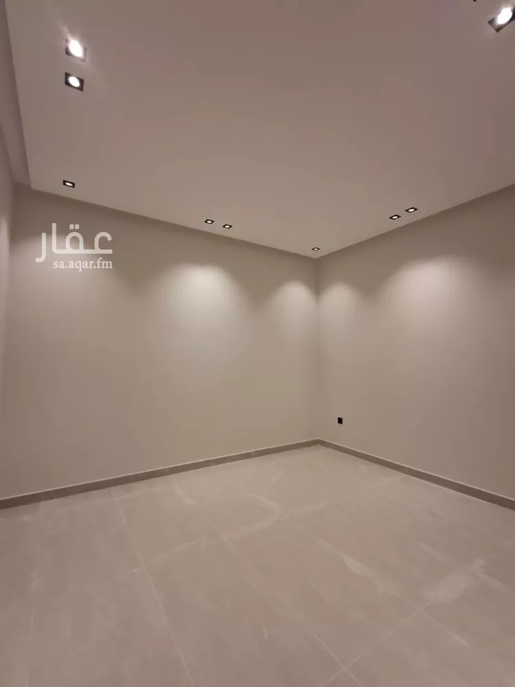 دور للبيع في شارع وهب بن الضبيع, حي عكاظ, مدينة الرياض, منطقة الرياض صورة 3