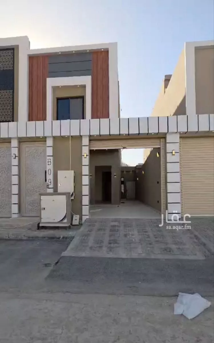 دور للبيع في شارع وادي ارثد, حي عكاظ, مدينة الرياض, منطقة الرياض