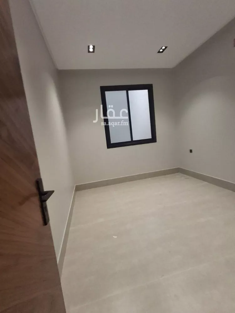 فيلا للبيع في شارع أبين, حي العريجاء الغربي, مدينة الرياض, منطقة الرياض صورة 2
