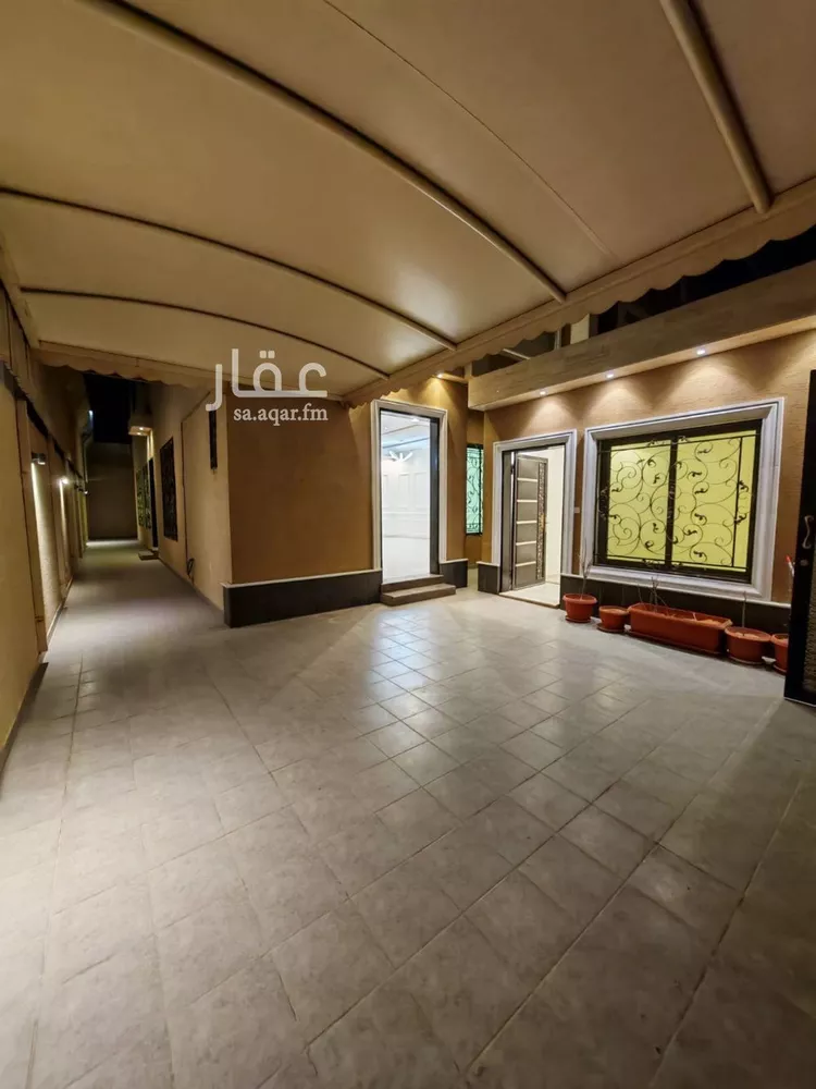 فيلا للإيجار في شارع محمد بن أحمد بيري, حي العارض, مدينة الرياض, منطقة الرياض صورة 3