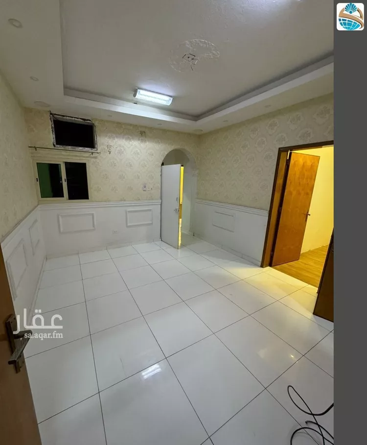 Building for Sale in Dammam Badr 7