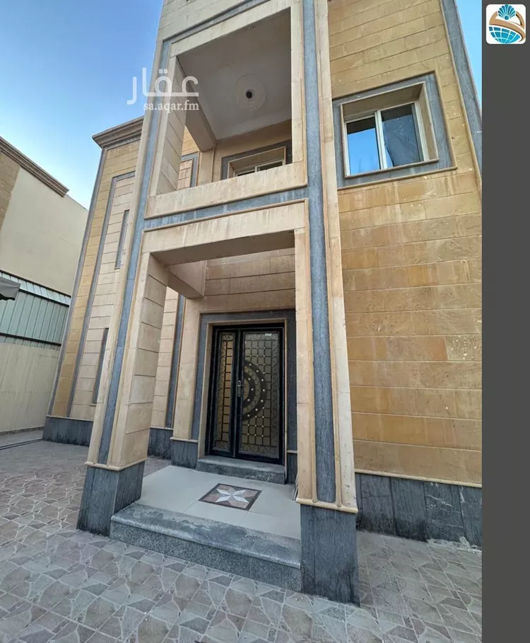 فيلا للبيع في شارع حصين بن قطن, حي طيبة, مدينة الدمام, المنطقة الشرقية صورة 4