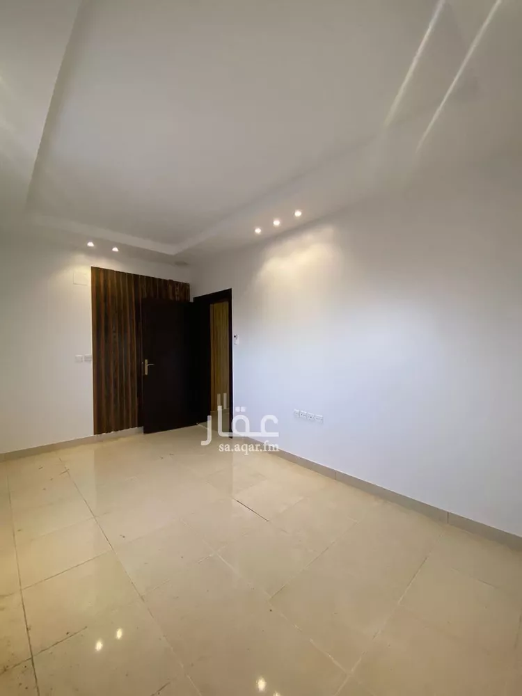 شقة للإيجار في شارع الشيخ حسن بن حسين بن علي, حي إشبيلية, مدينة الرياض, منطقة الرياض صورة 5