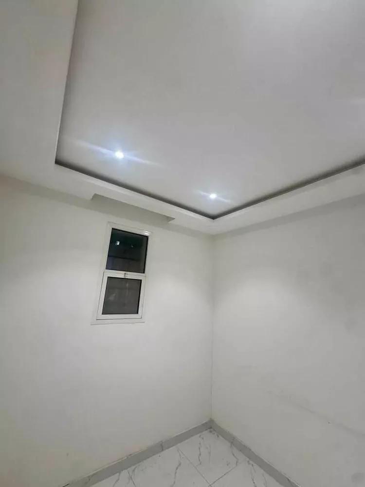 شقة للإيجار في شارع الشيخ حسن بن حسين بن علي, حي إشبيلية, مدينة الرياض, منطقة الرياض صورة 2
