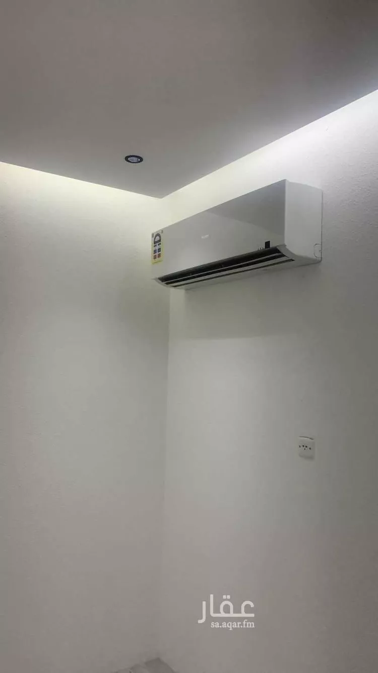 شقة للإيجار في شارع الشيخ حسن بن حسين بن علي, حي إشبيلية, مدينة الرياض, منطقة الرياض صورة 2