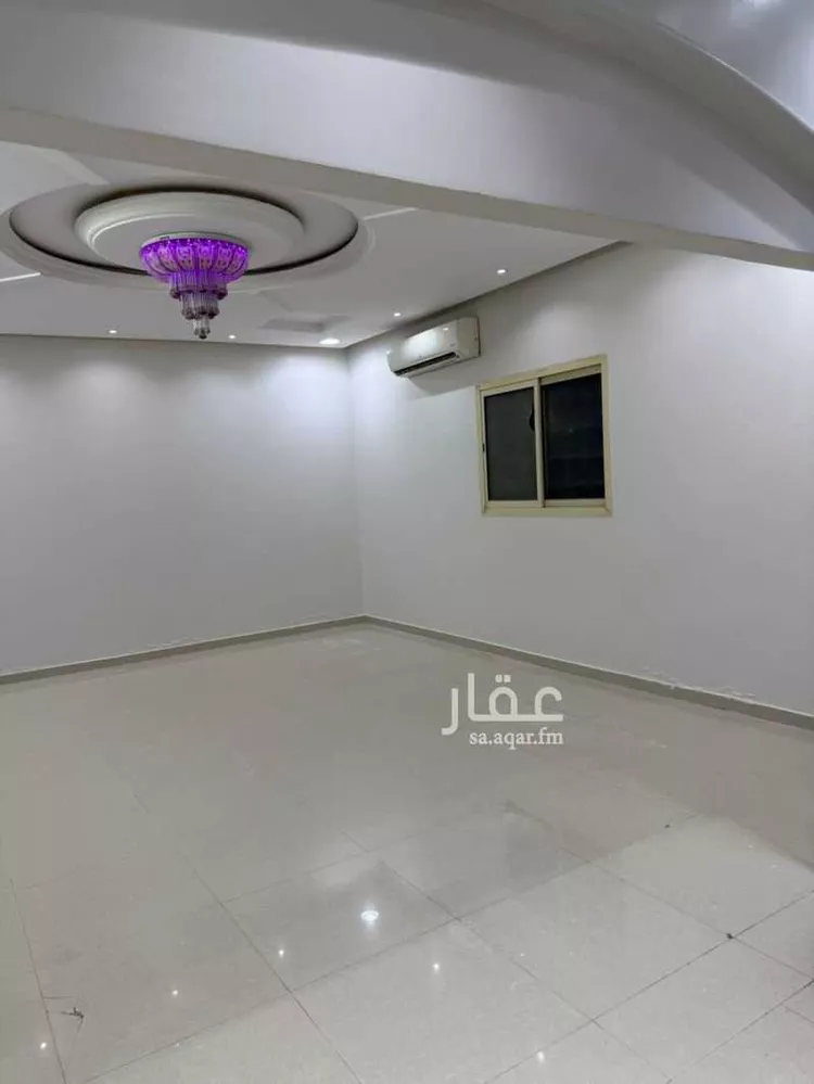 Floor for Rent in Riyadh Al Janadriyah صورة 2