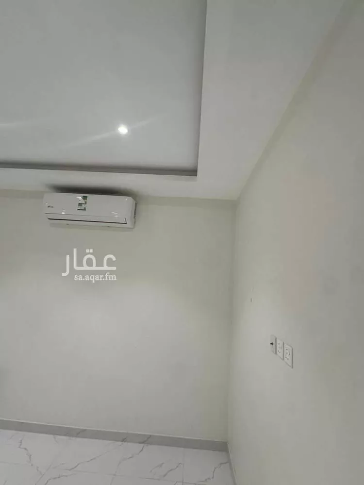 شقة للإيجار في شارع الشيخ حسن بن حسين بن علي, حي إشبيلية, مدينة الرياض, منطقة الرياض صورة 5