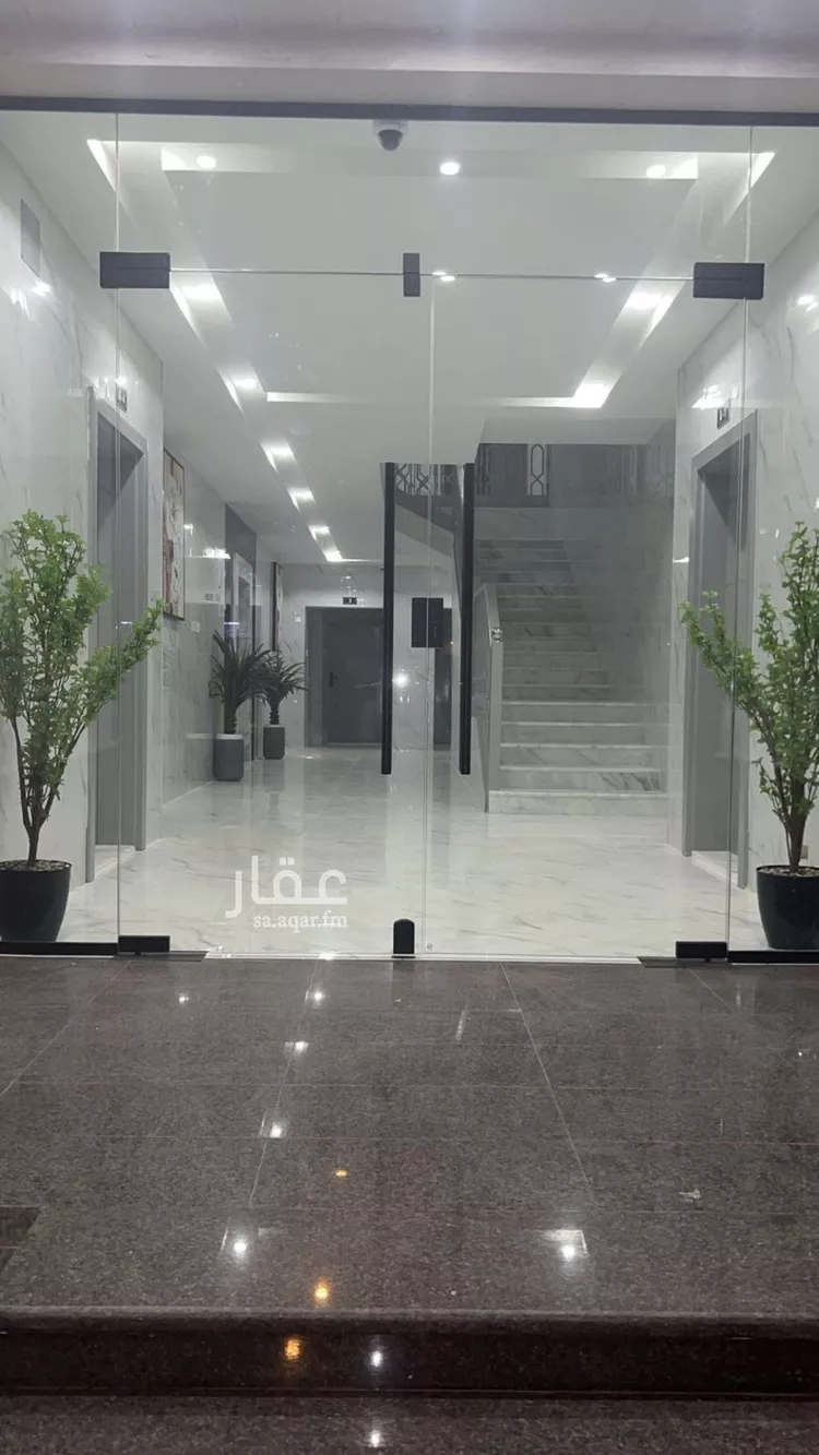 شقة للإيجار في شارع ميناء الاحمدي, حي إشبيلية, مدينة الرياض, منطقة الرياض صورة 2