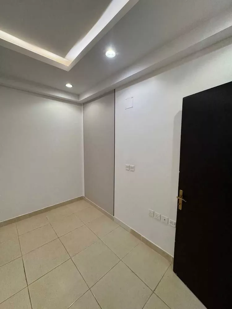 شقة للإيجار في شارع الشيخ حسن بن حسين بن علي, حي إشبيلية, مدينة الرياض, منطقة الرياض صورة 4