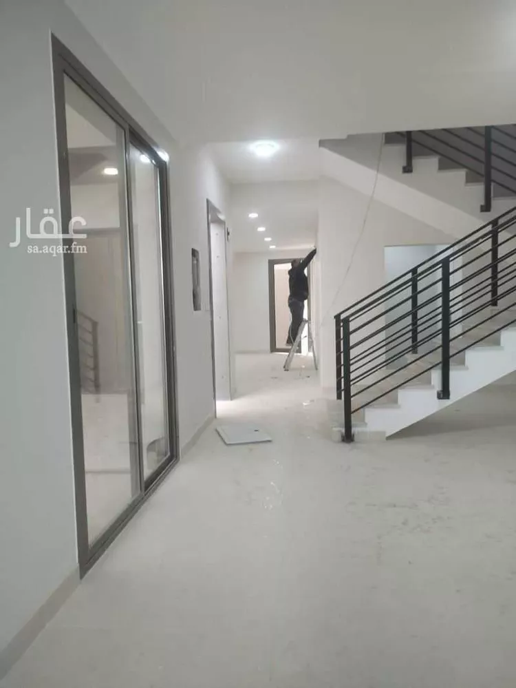 فيلا للبيع في حي مطار الملك خالد الدولي, مدينة الرياض, منطقة الرياض صورة 2