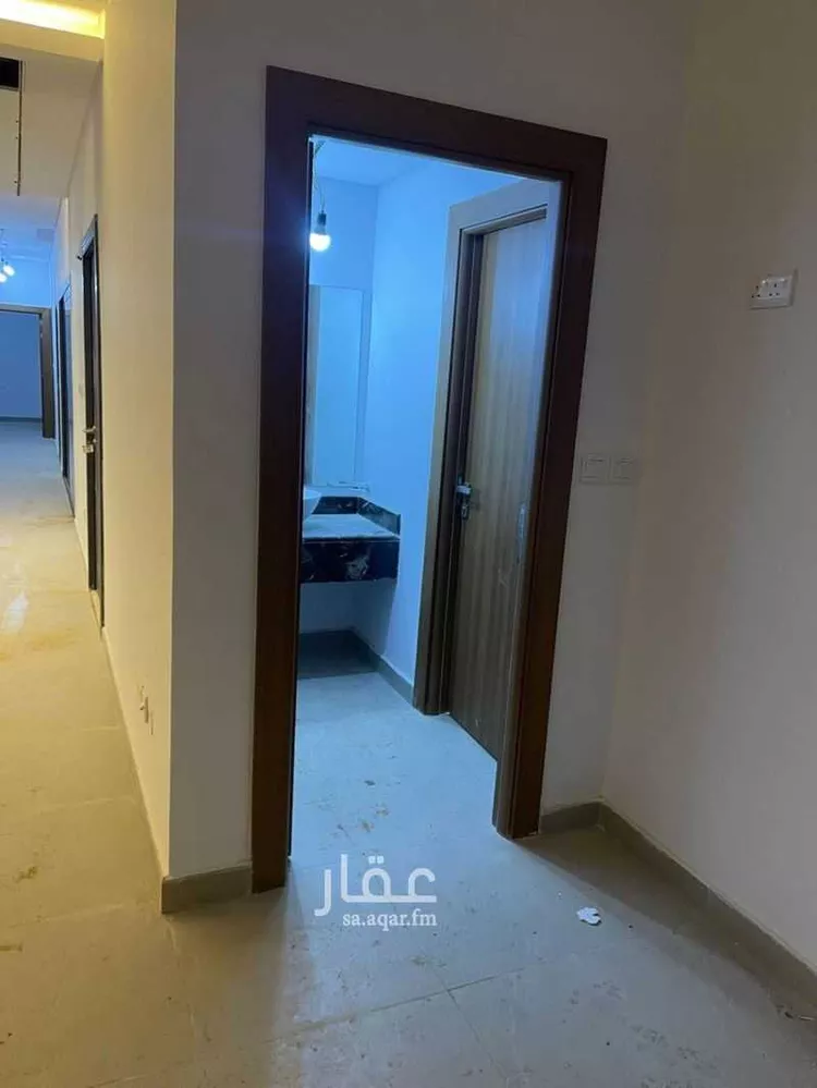فيلا للإيجار في شارع عبدالرحمن بن مفيريج, حي مطار الملك خالد الدولي, مدينة الرياض, منطقة الرياض