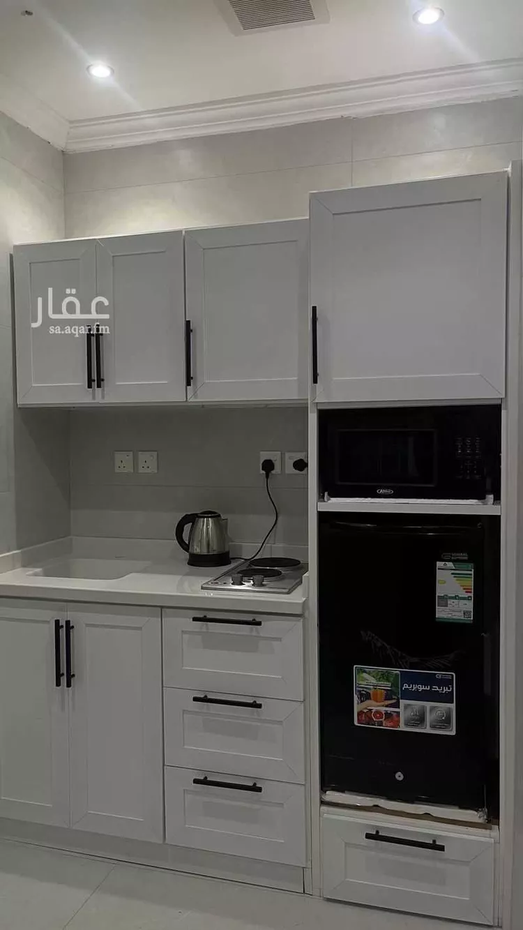 استديو مفروش للحجز في شارع قيس ابن بحر ، حي مذينب ، المدينة المنورة ، منطقة المدينة المنورة