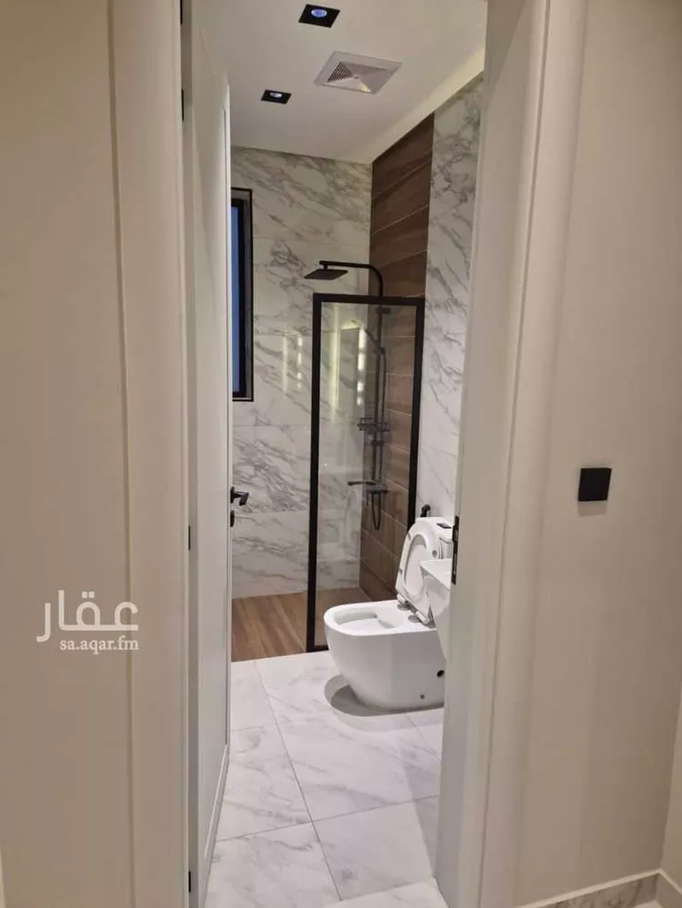 فيلا للبيع في شارع 1 مدينة الملك فيصل الجامعية, حي السيف, مدينة الدمام, المنطقة الشرقية صورة 5