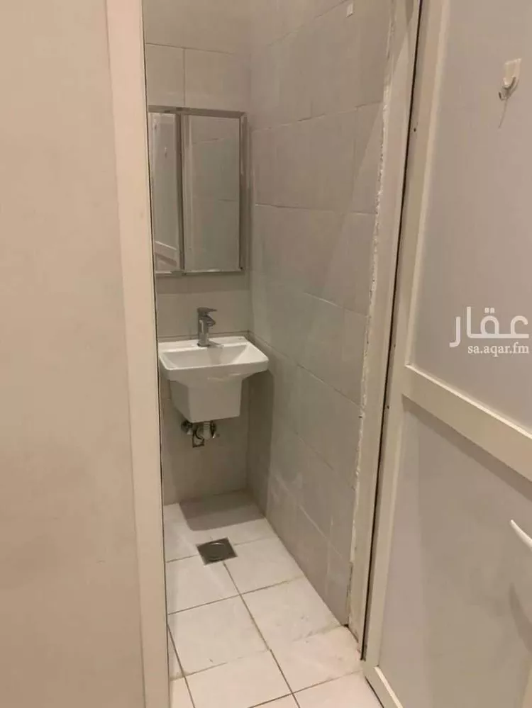 غرفة للإيجار في شارع رقم 429 ، حي النرجس ، الرياض ، منطقة الرياض صورة 2