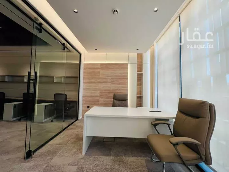مكتب تجاري للإيجار في شارع الامير سعود بن عبدالله بن جلوي, حي القيروان, مدينة الرياض, منطقة الرياض